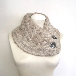 Fratelli Talli Cable Knit Neck Warmer
